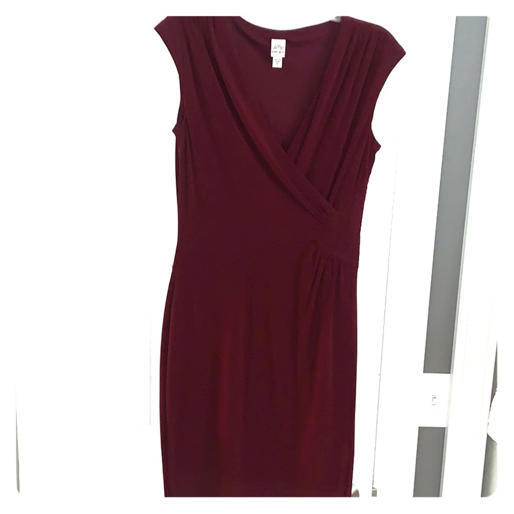 Gorgeous burgundy dress - for cocktails or work!